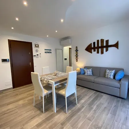 60mt Dal Mare Apartament Viareggio